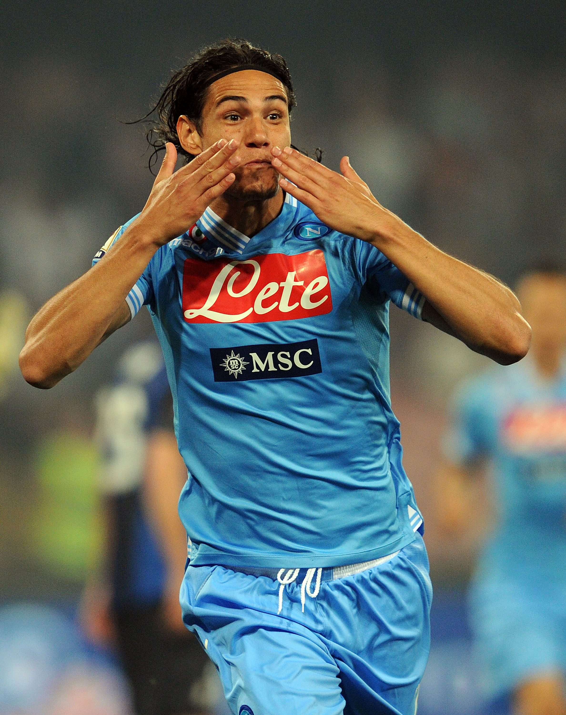 Napoli confirm Chelsea Cavani interest