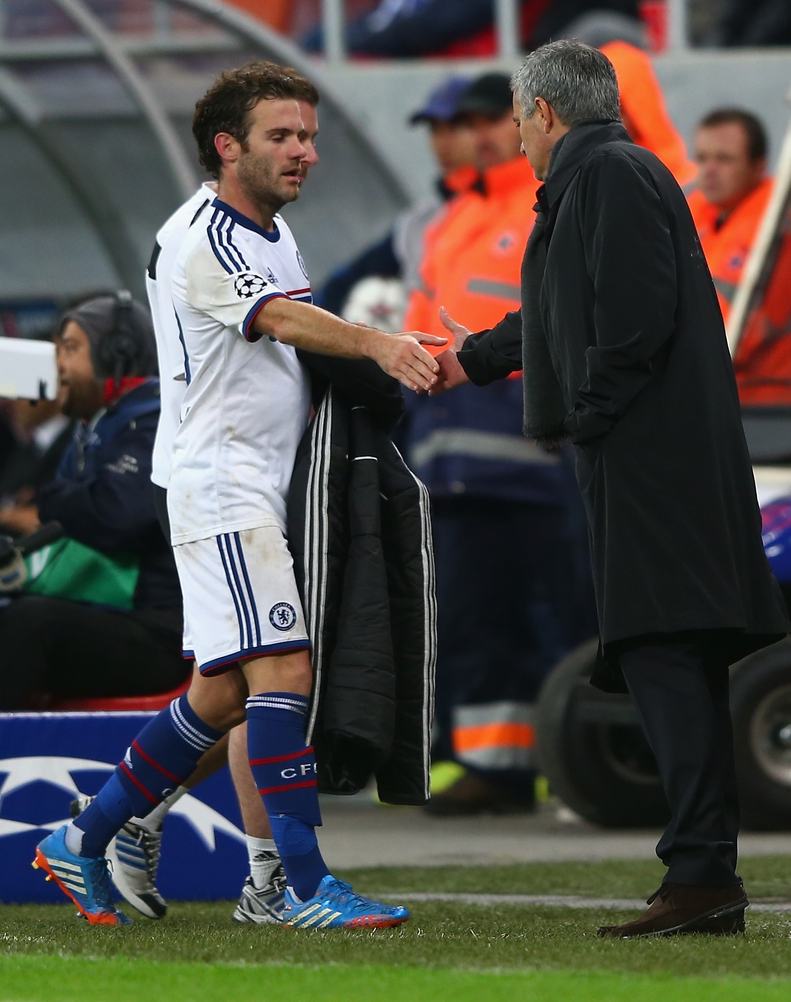 Mata happy to work under Mourinho