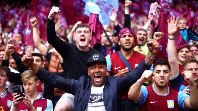 4 Fascinating Social Benefits of Engaging in Football That You Must Know