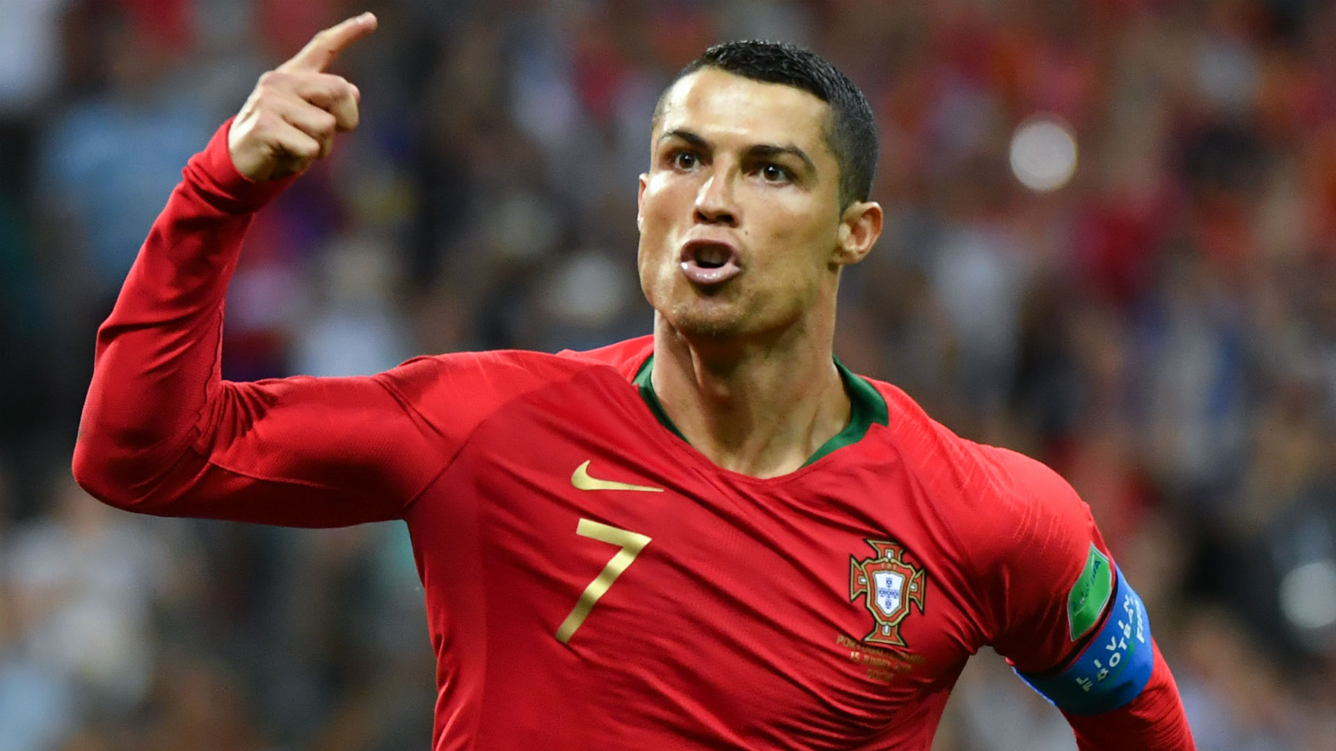 Ronaldo's “fake” goal and Messi's Lewandowski snub: The GOATs know much more is at stake at this World Cup