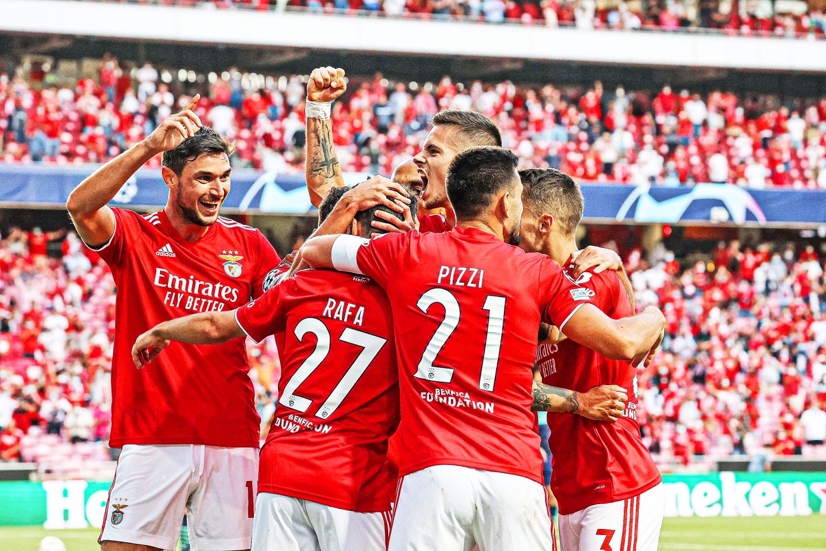 SL Benfica: The Sleepy Giant is Moving in its Bed