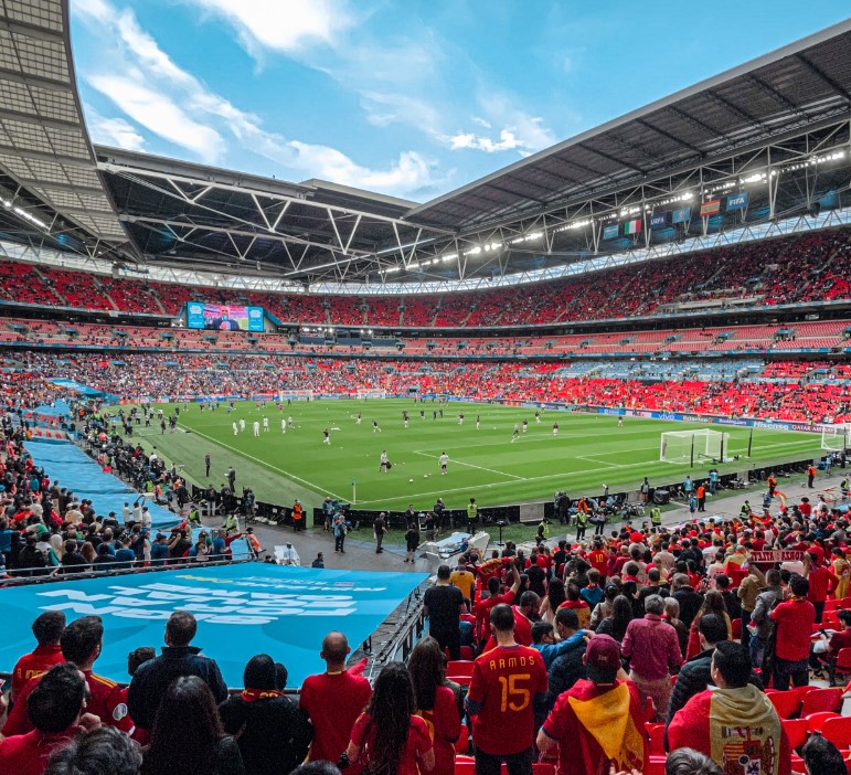 Playing on Home Turf: The Science of Home Advantage in Football Predictions