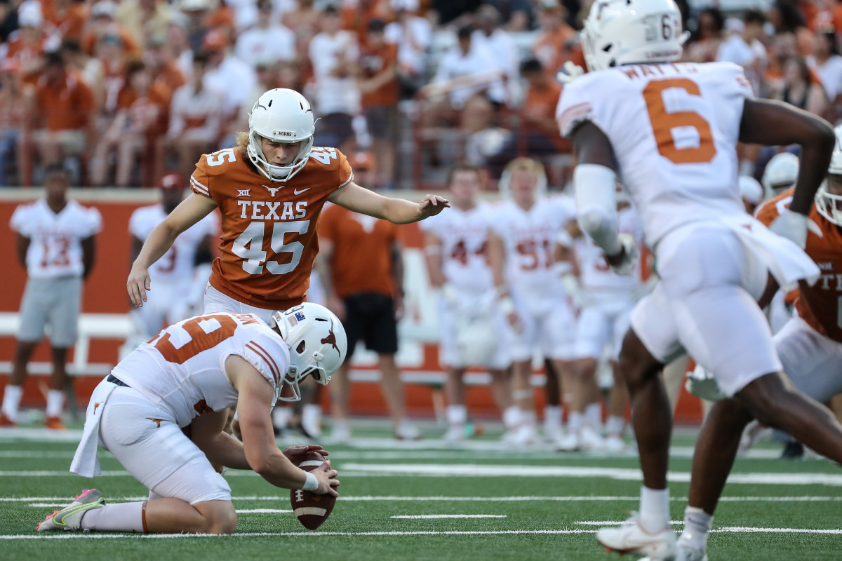 Don't miss your chance to see the texas longhorns in action!